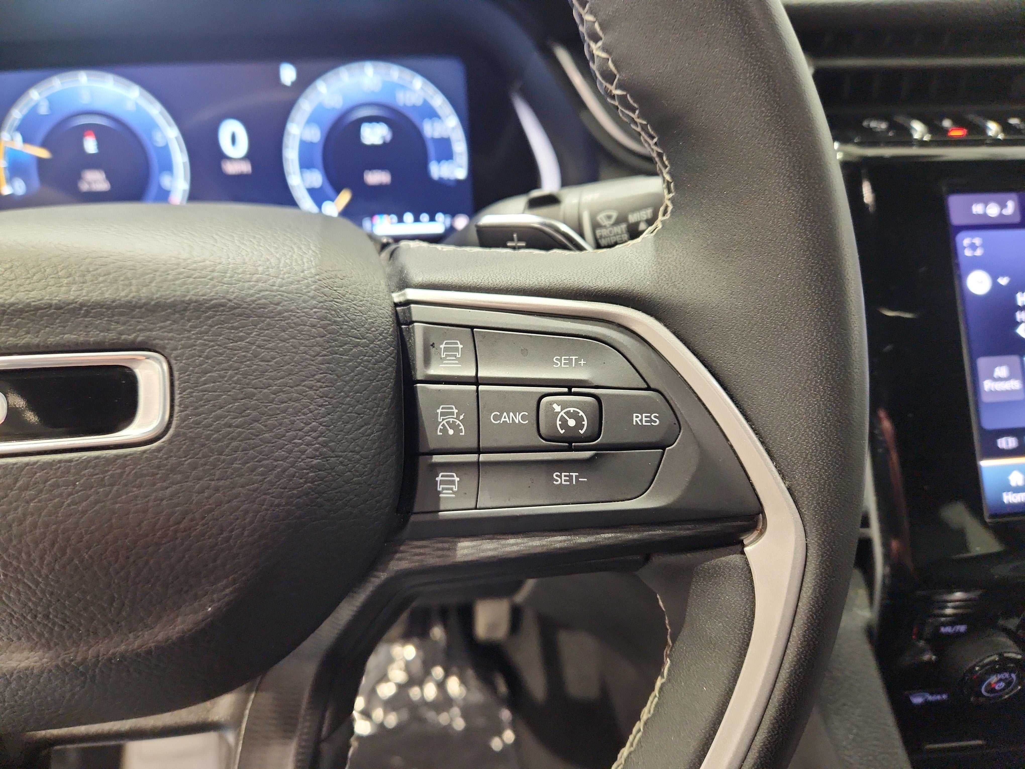 2023 Jeep Grand Cherokee L Altitude