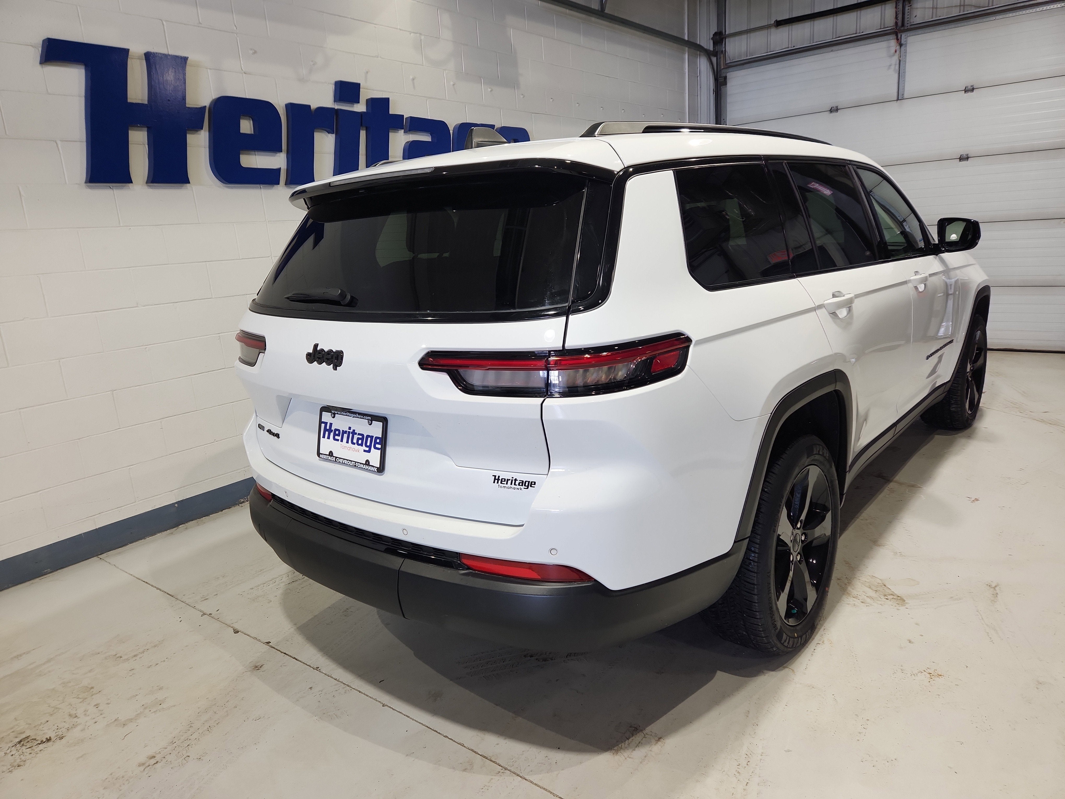 2023 Jeep Grand Cherokee L Altitude