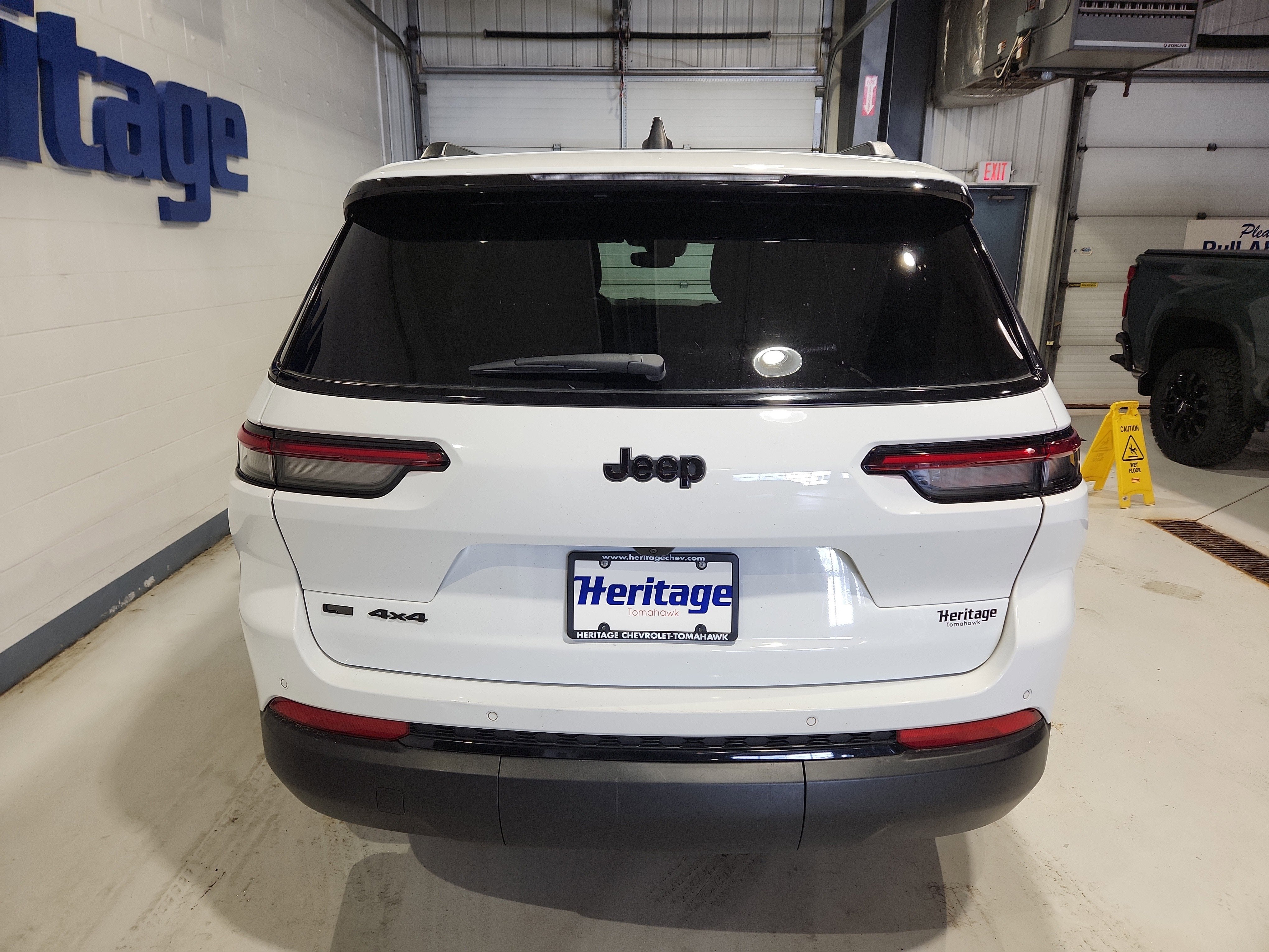 2023 Jeep Grand Cherokee L Altitude