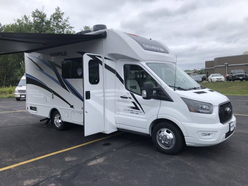 2024 Ford Transit Cutaway Base