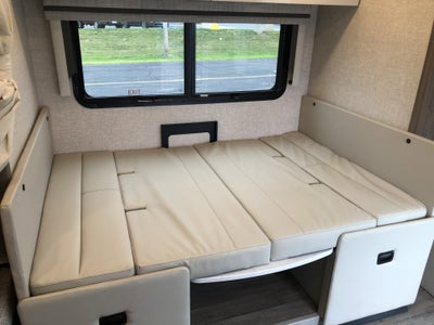 2024 Ford Transit Cutaway Base