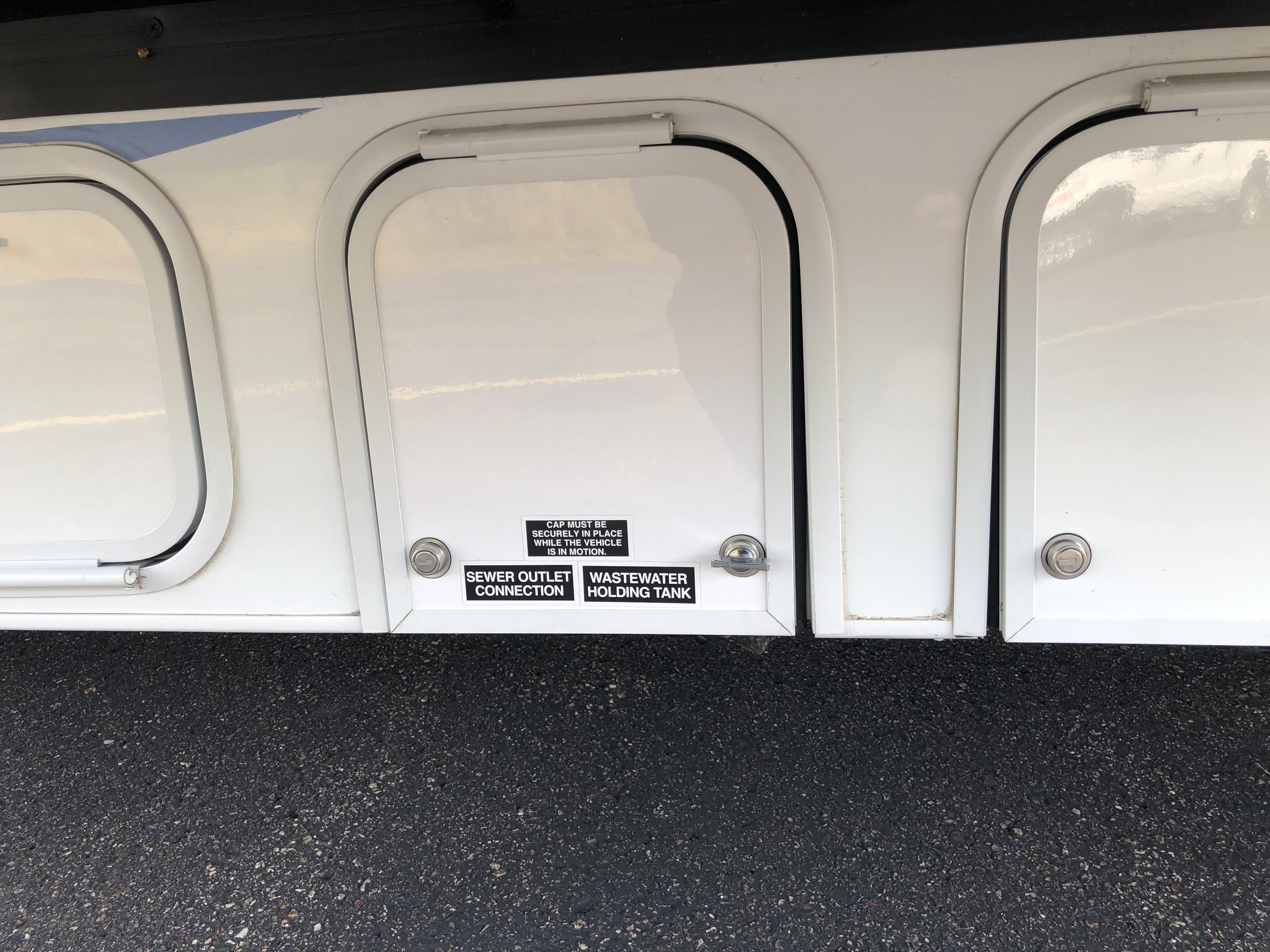 2024 Ford E-Series Cutaway Base