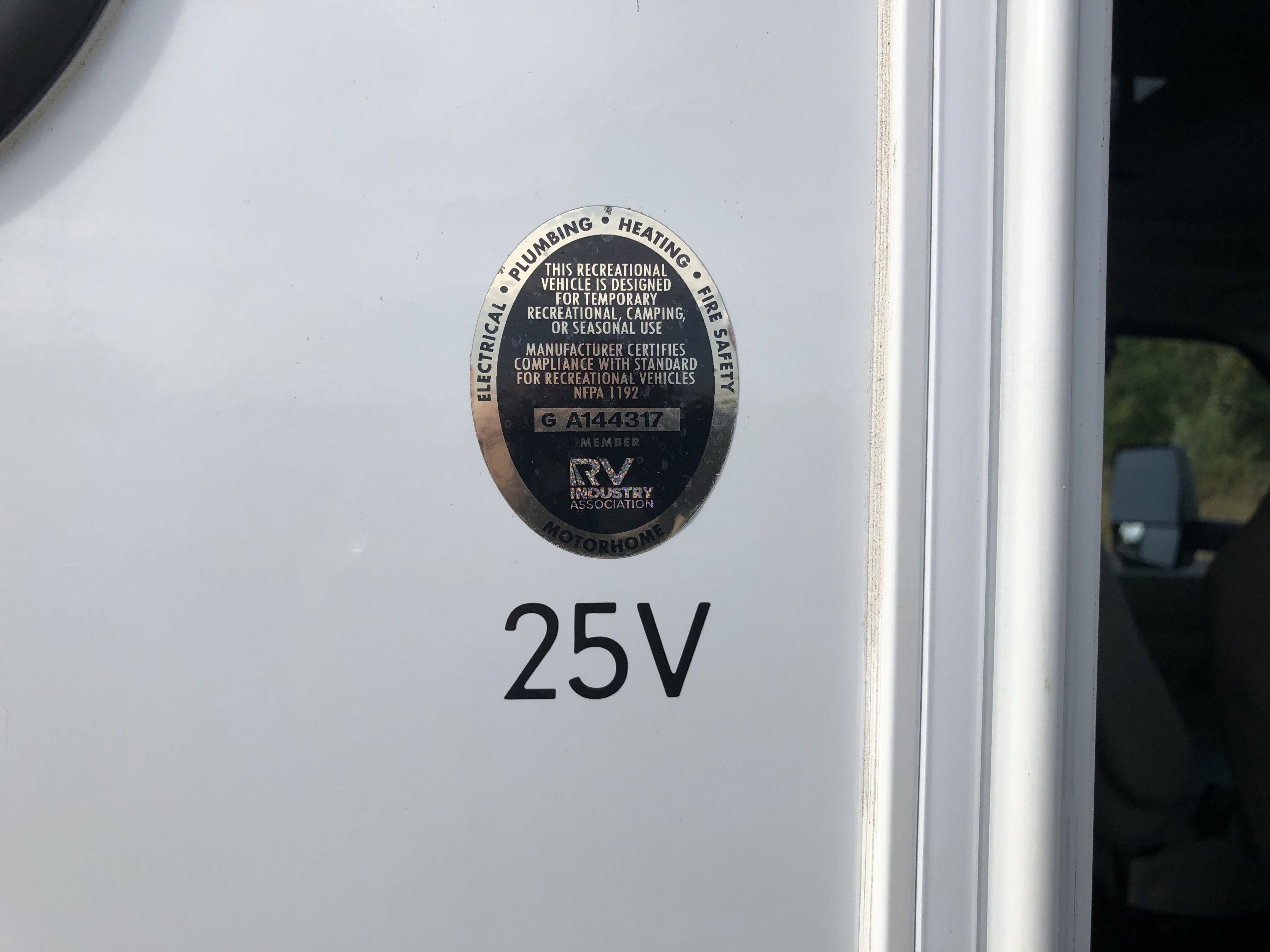 2024 Ford E-Series Cutaway Base