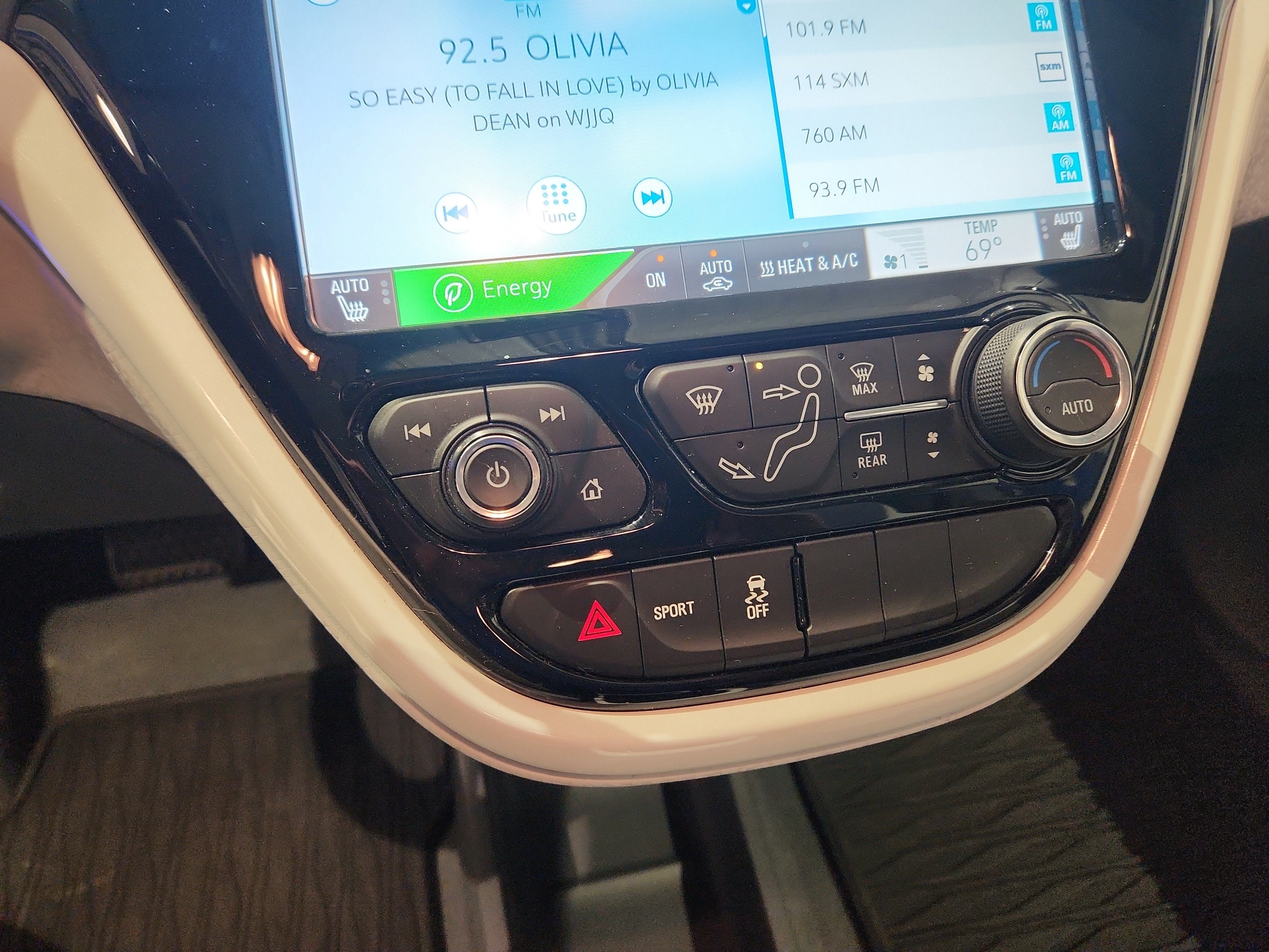 2017 Chevrolet Bolt EV LT