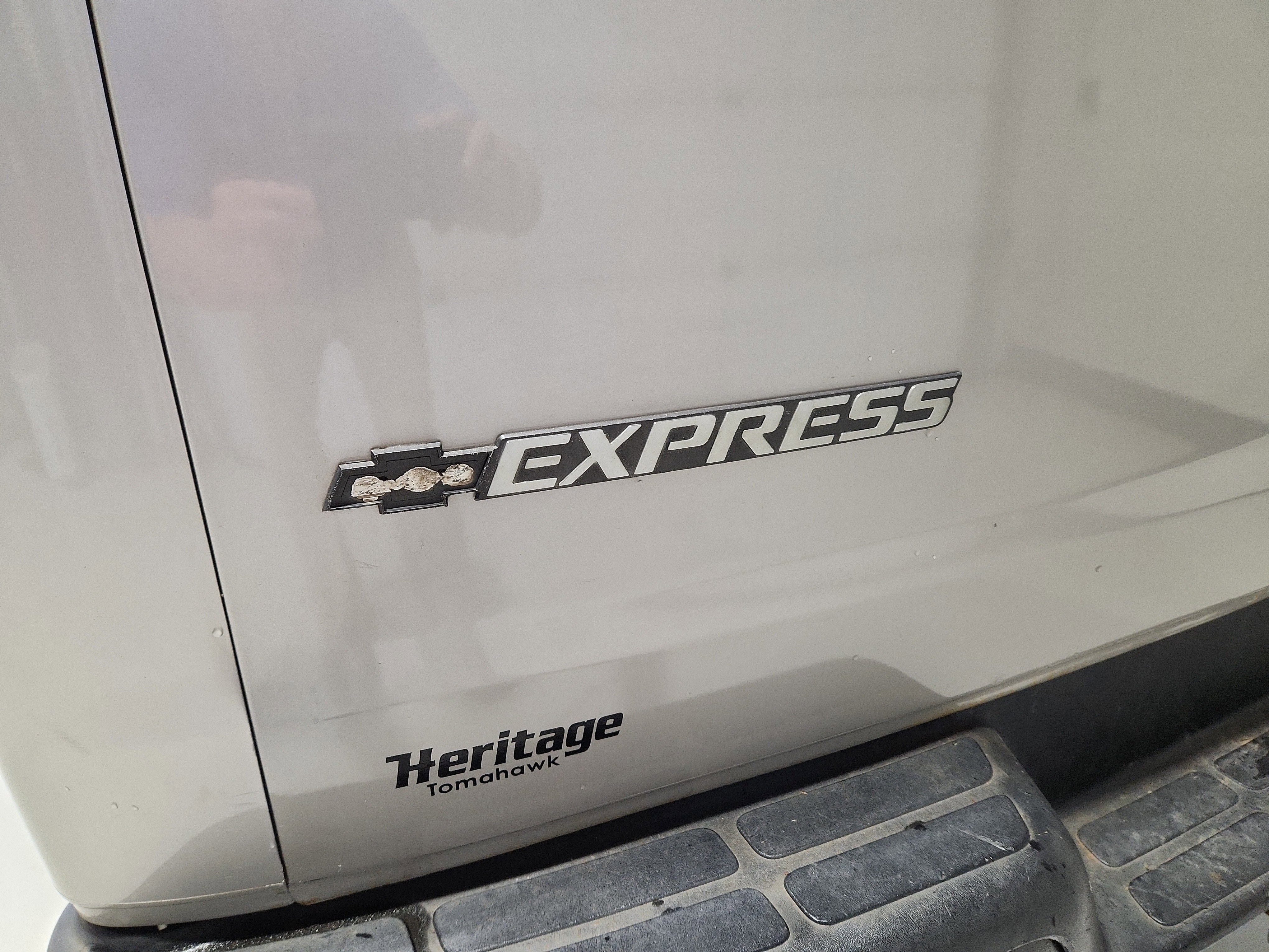 2009 Chevrolet Express Cargo 2500 Base