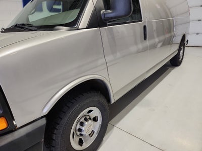 2009 Chevrolet Express Cargo 2500 Base