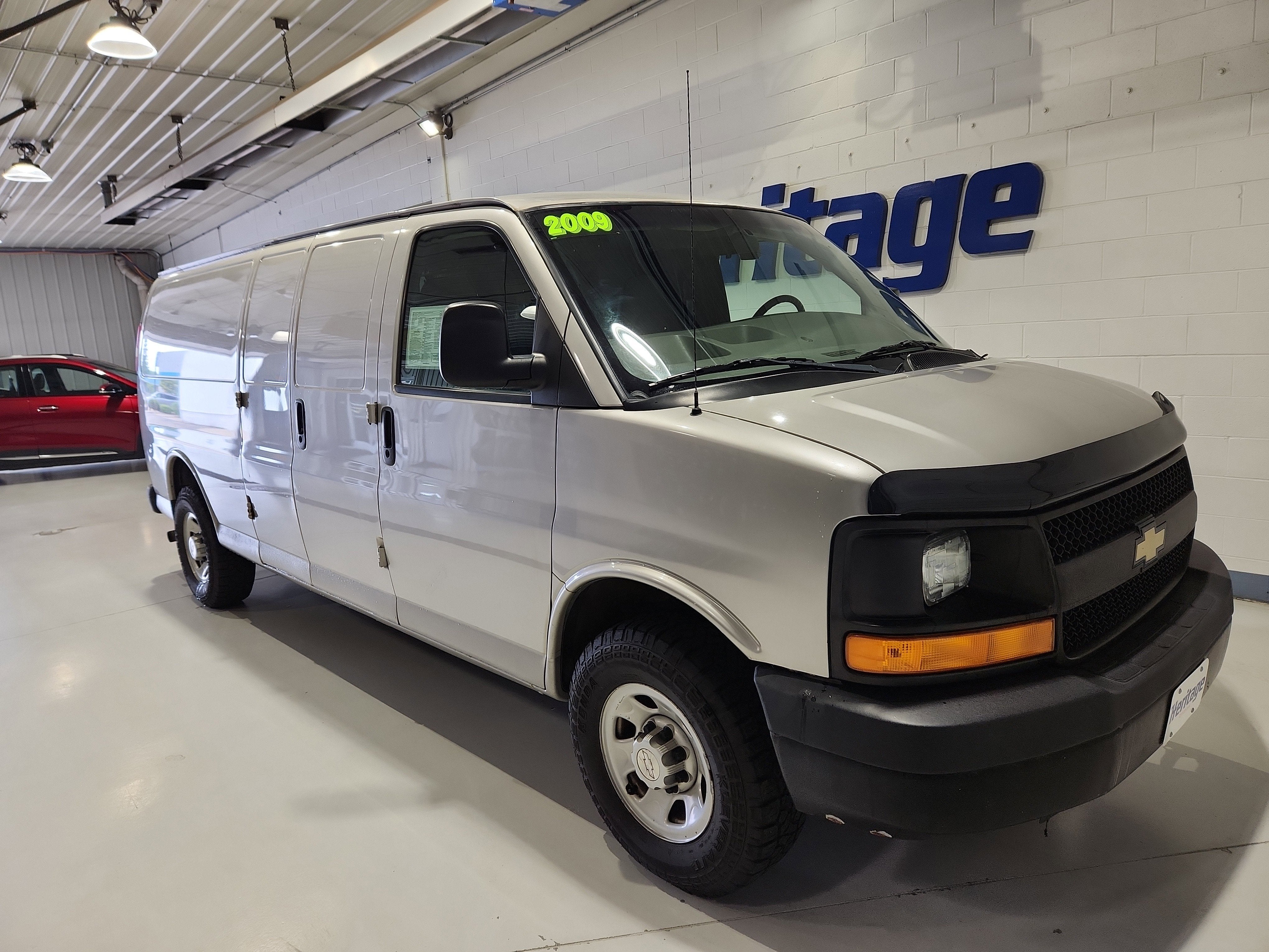 2009 Chevrolet Express Cargo 2500 Base