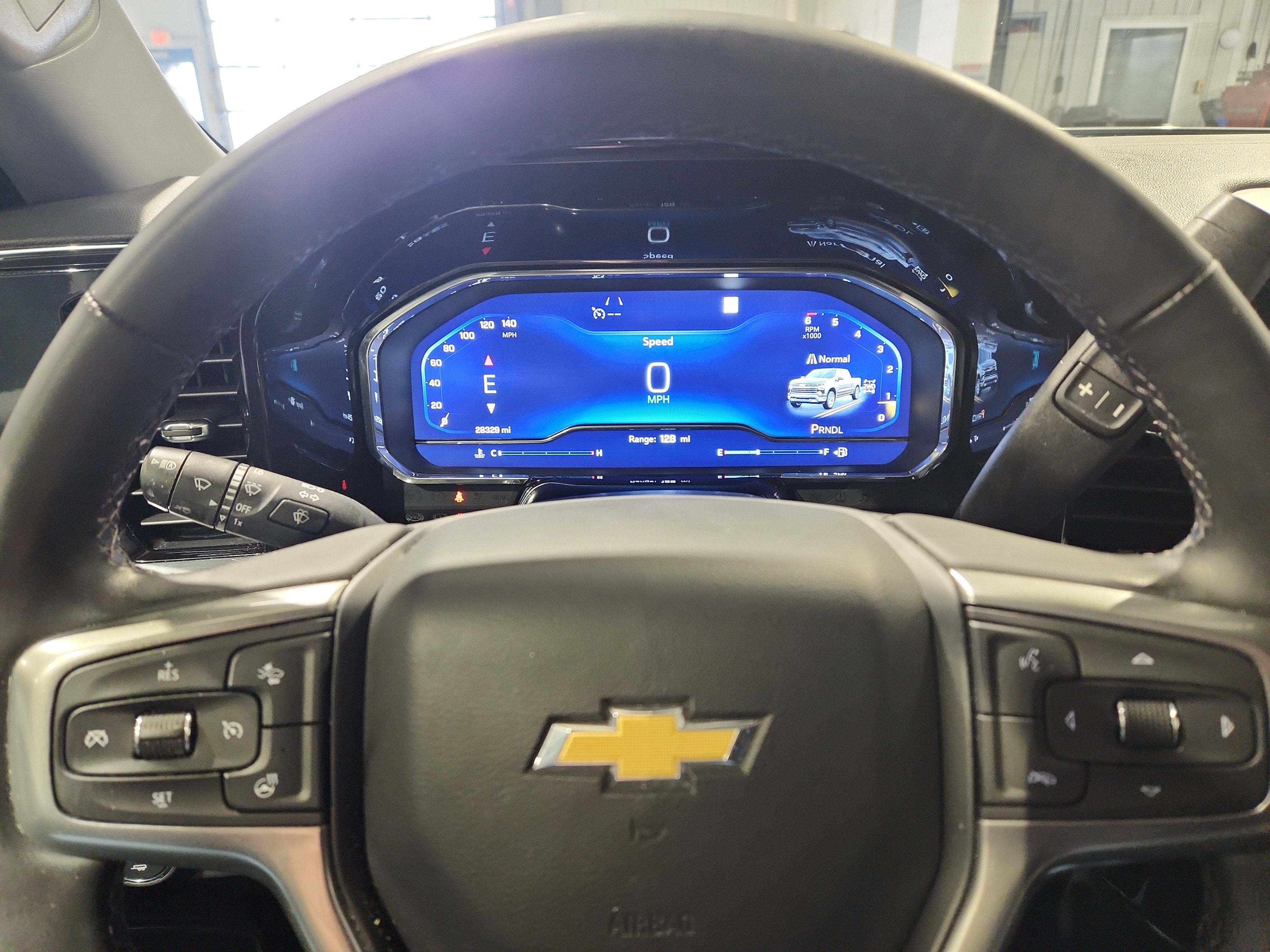 2023 Chevrolet Silverado 1500 LT (2FL)