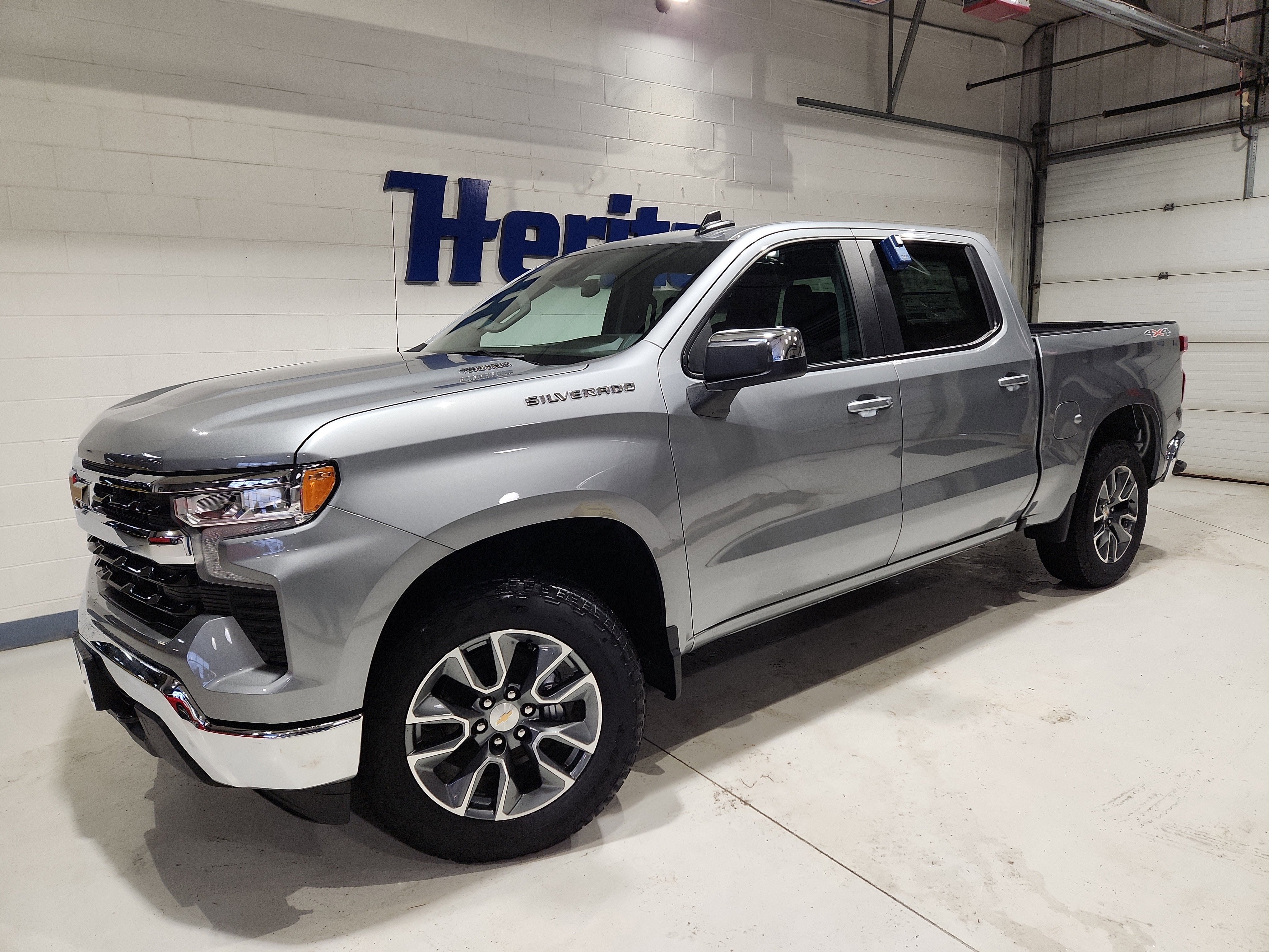 2026 Chevrolet Silverado 1500 LT (2FL)