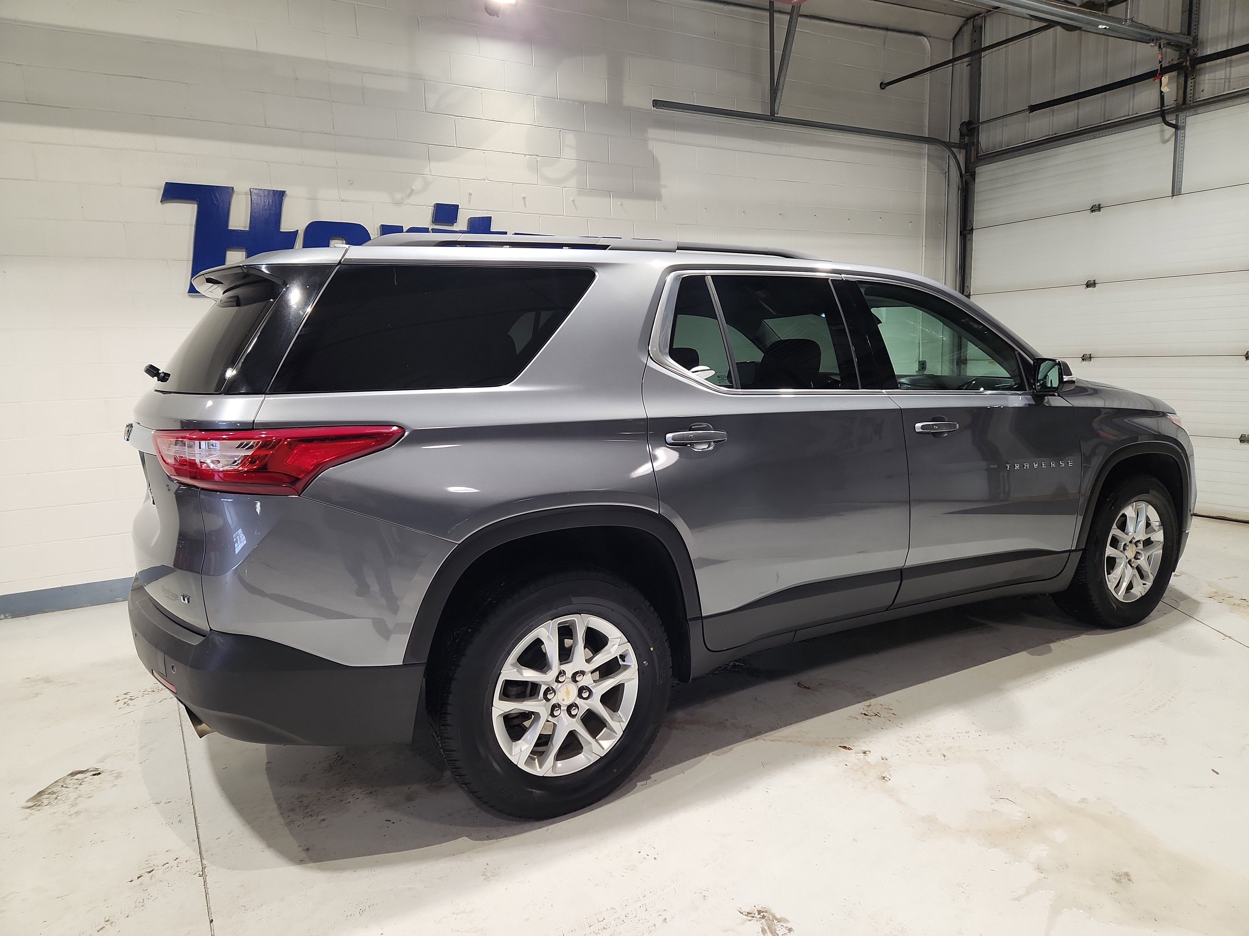 2020 Chevrolet Traverse LT Leather