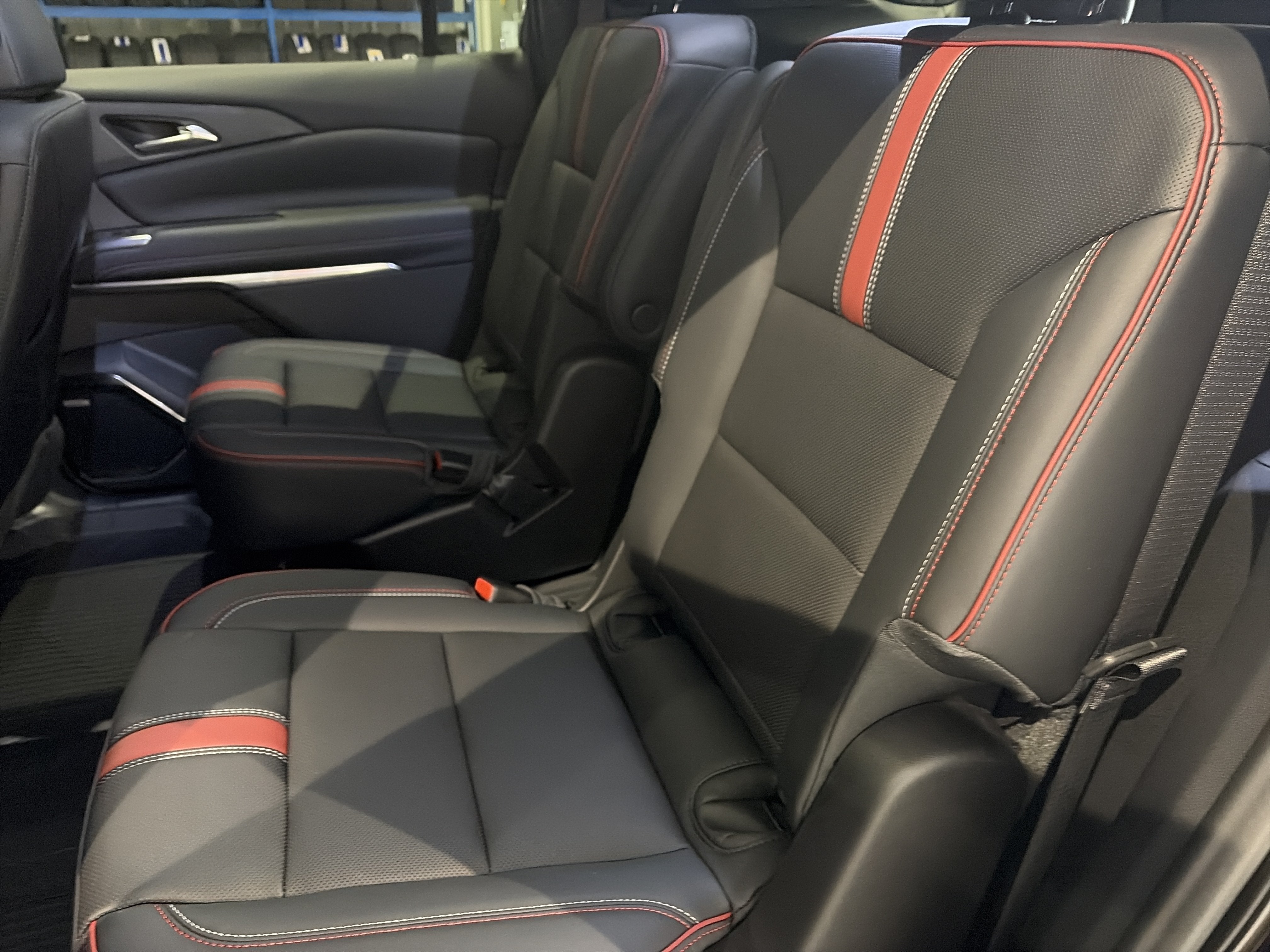 2027 Chevrolet Traverse RS