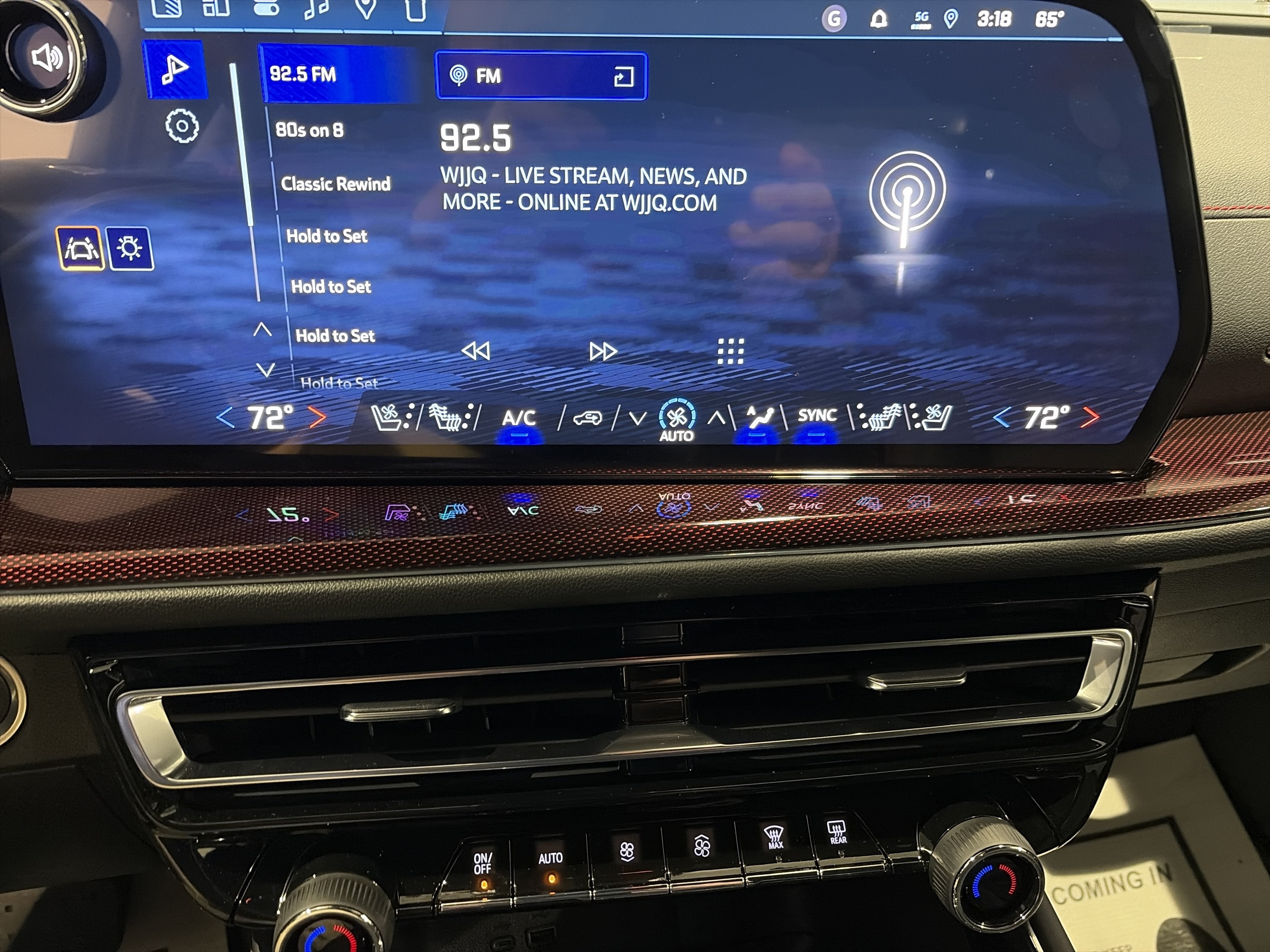 2027 Chevrolet Traverse RS