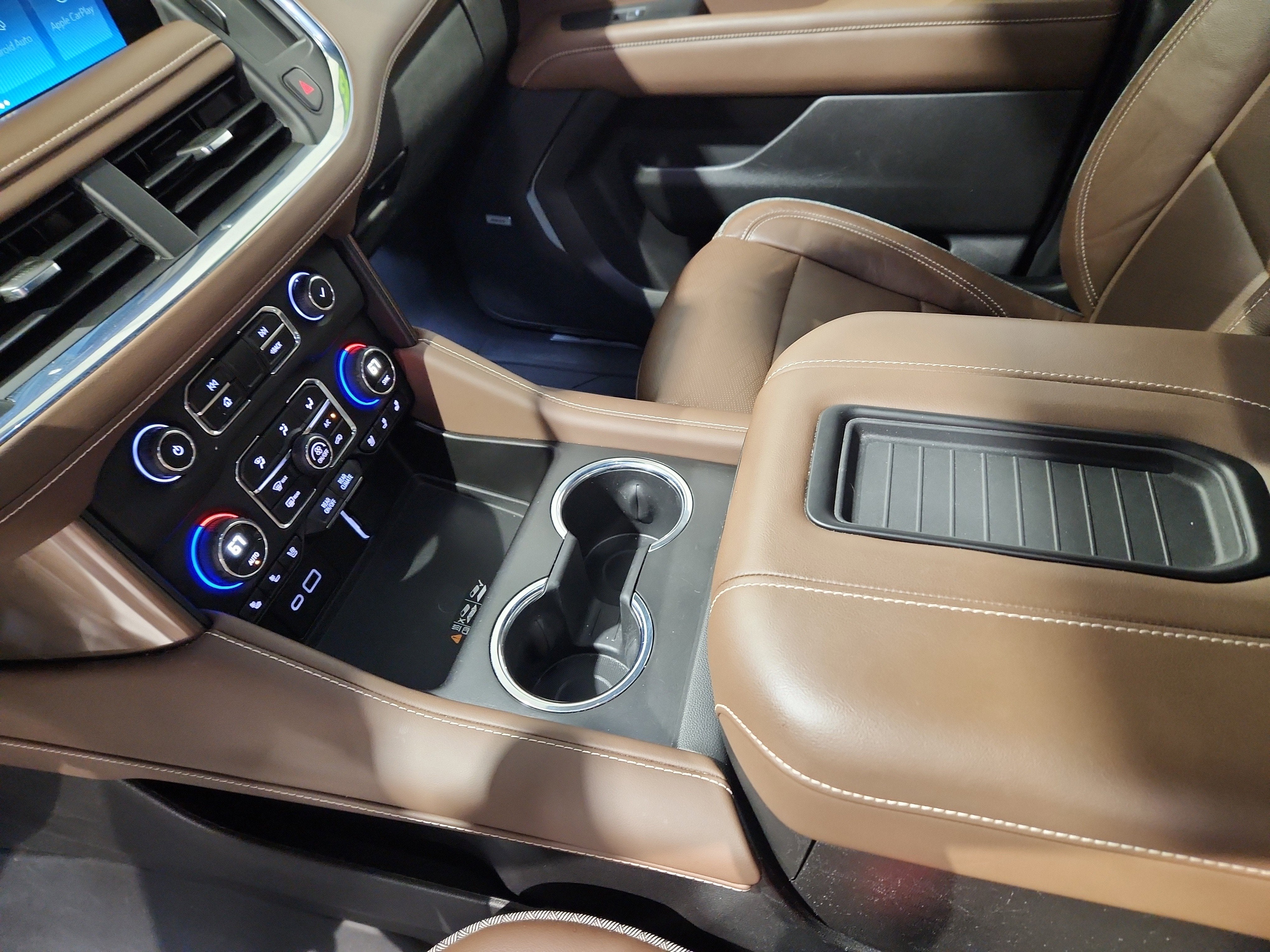 2023 Chevrolet Suburban High Country