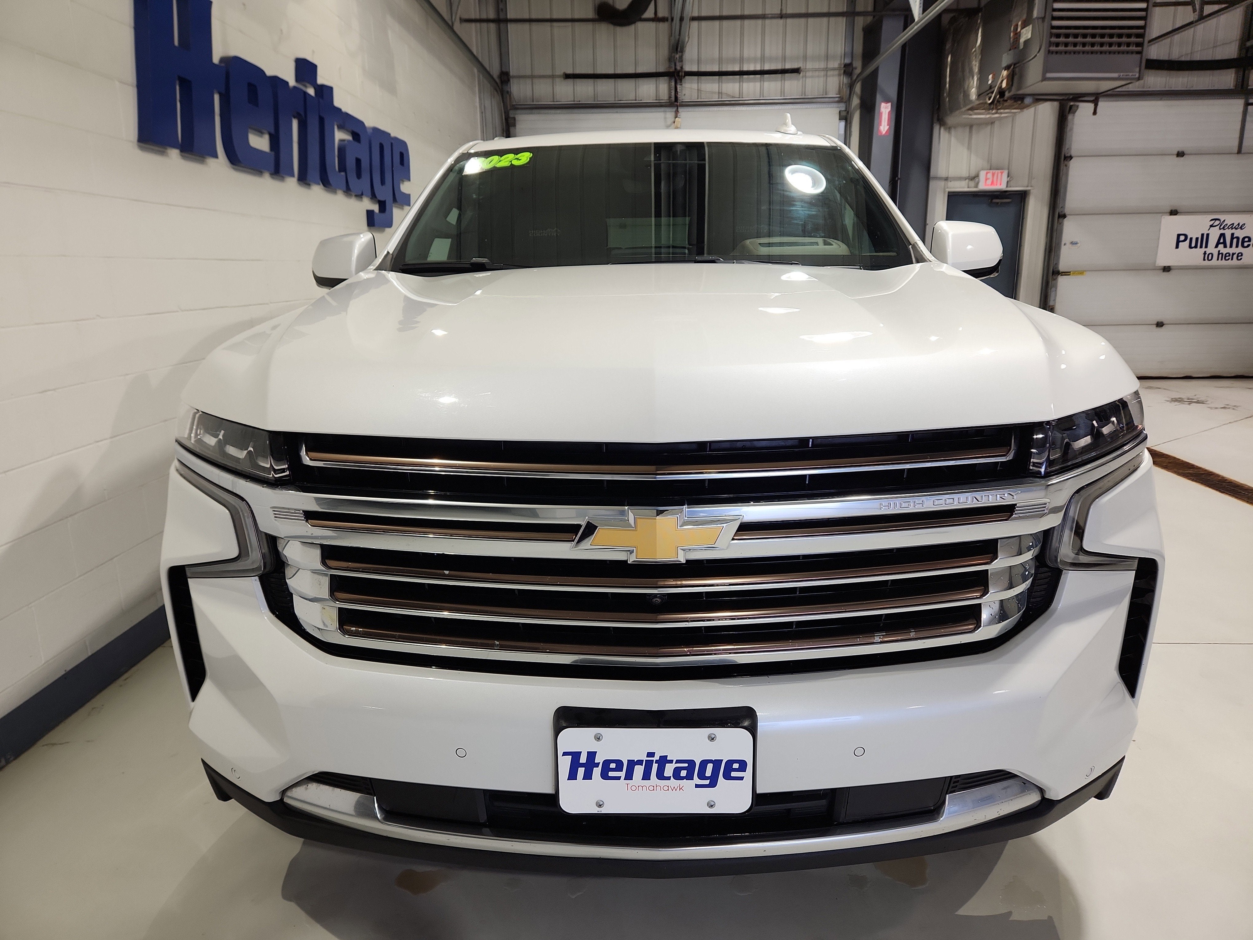 2023 Chevrolet Suburban High Country