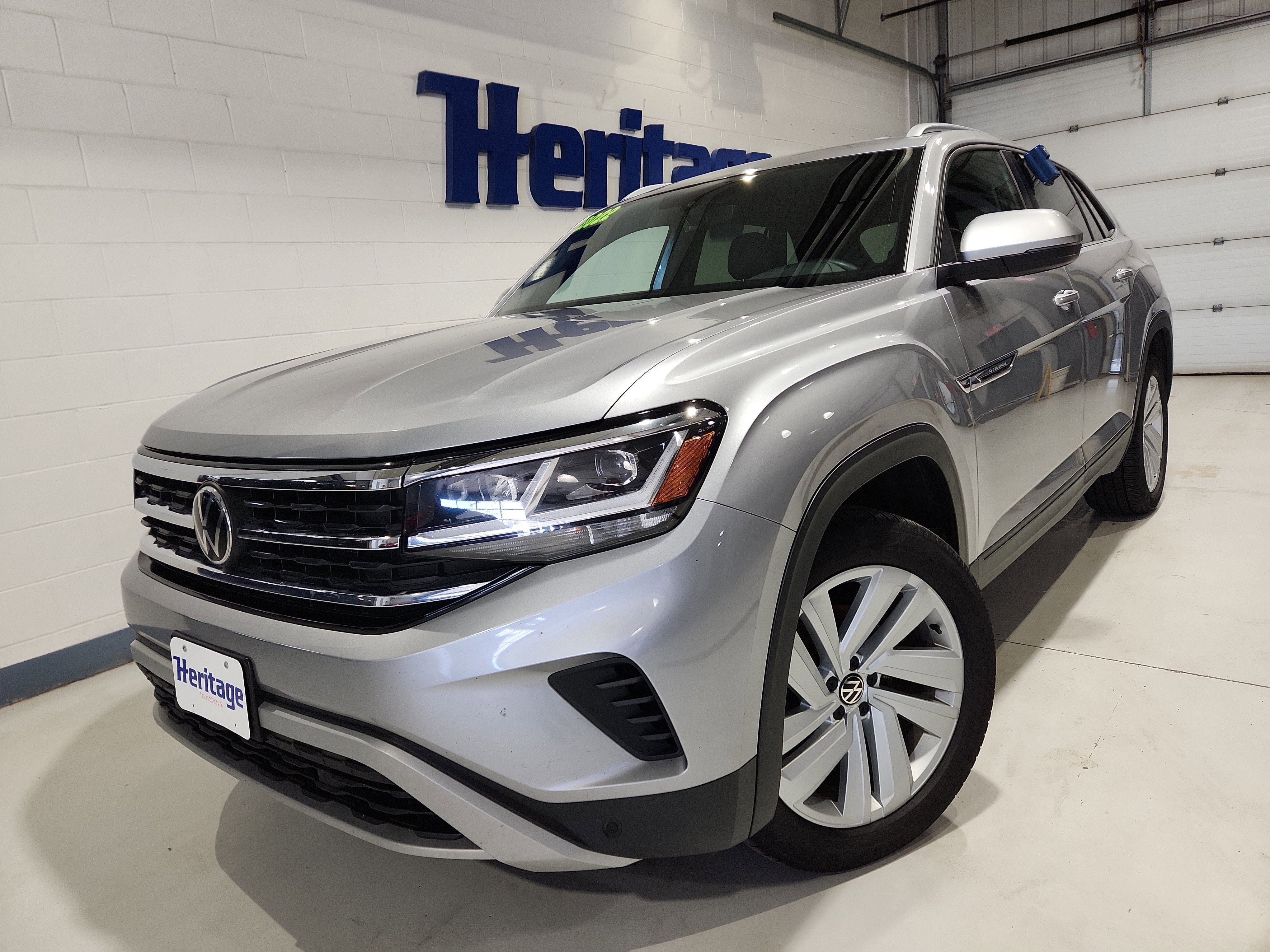 2022 Volkswagen Atlas Cross Sport 3.6L V6 SE w/Technology