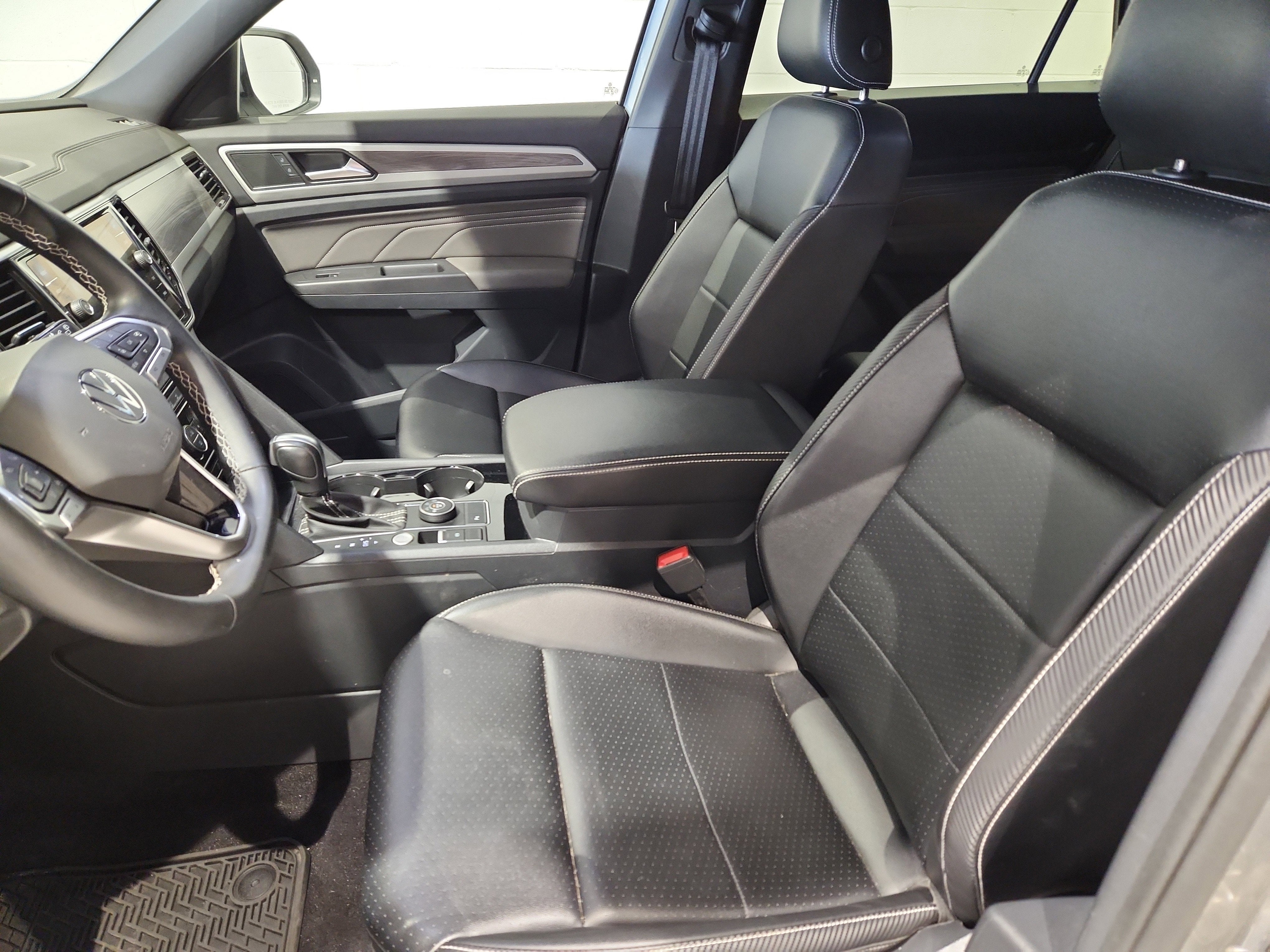 2022 Volkswagen Atlas Cross Sport 3.6L V6 SE w/Technology