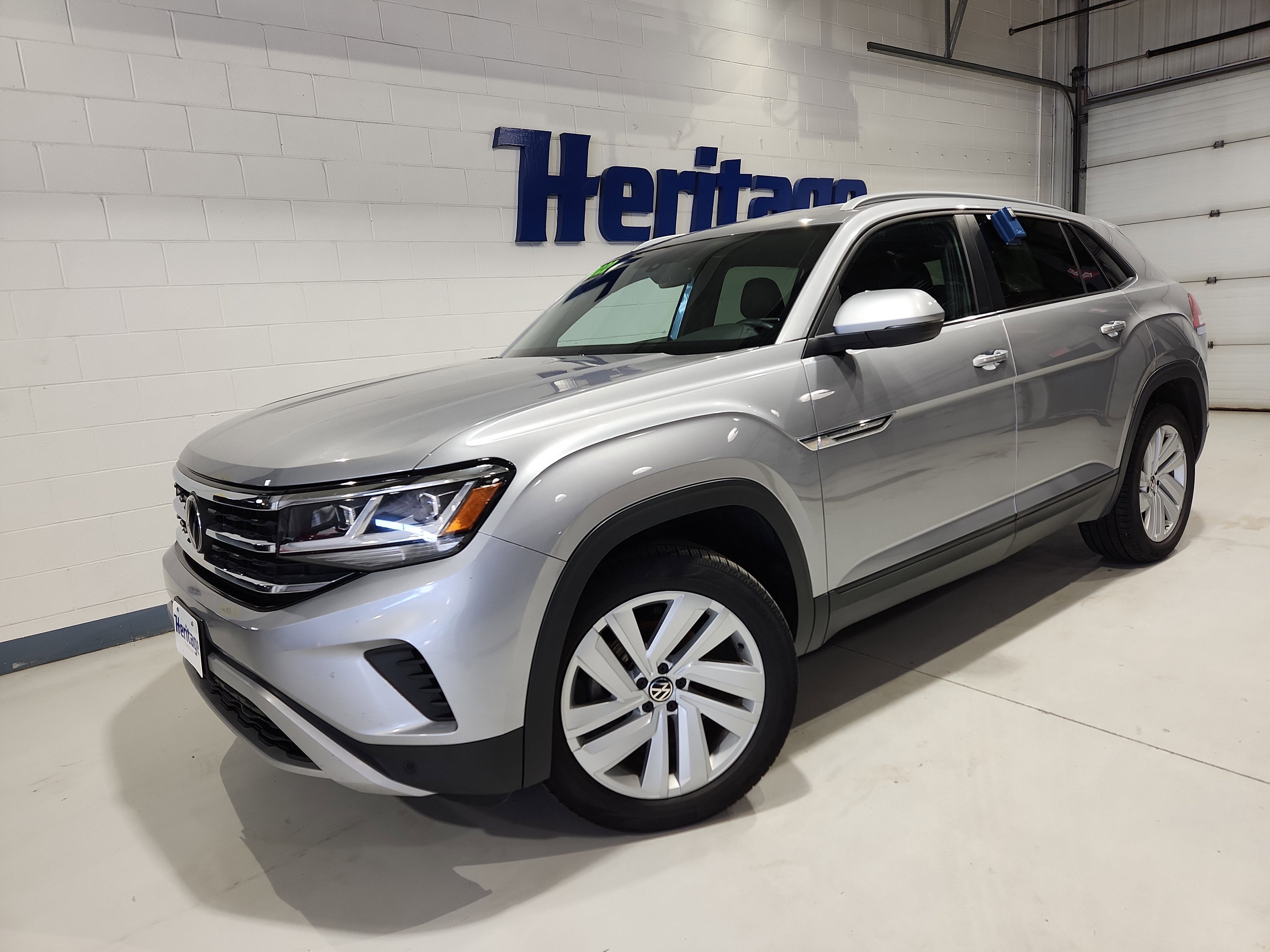 2022 Volkswagen Atlas Cross Sport 3.6L V6 SE w/Technology