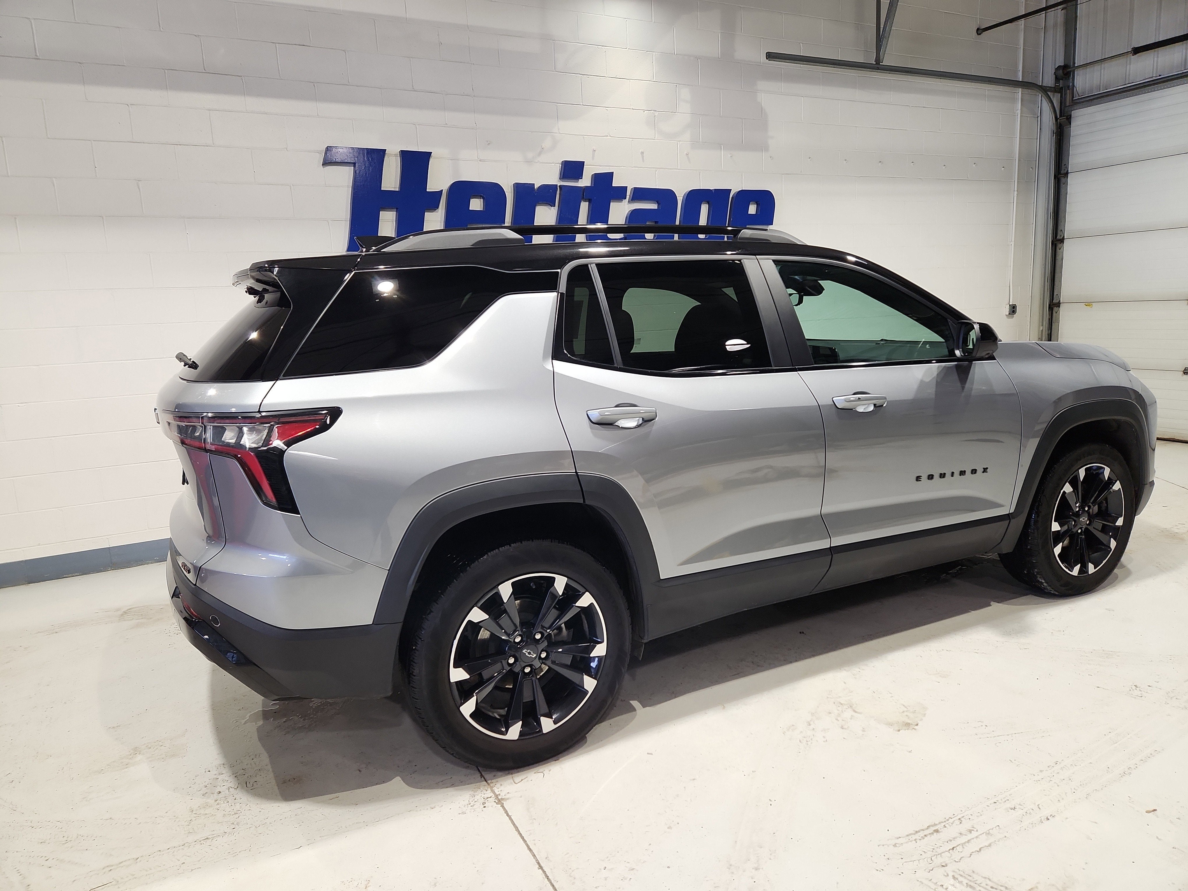 2025 Chevrolet Equinox RS