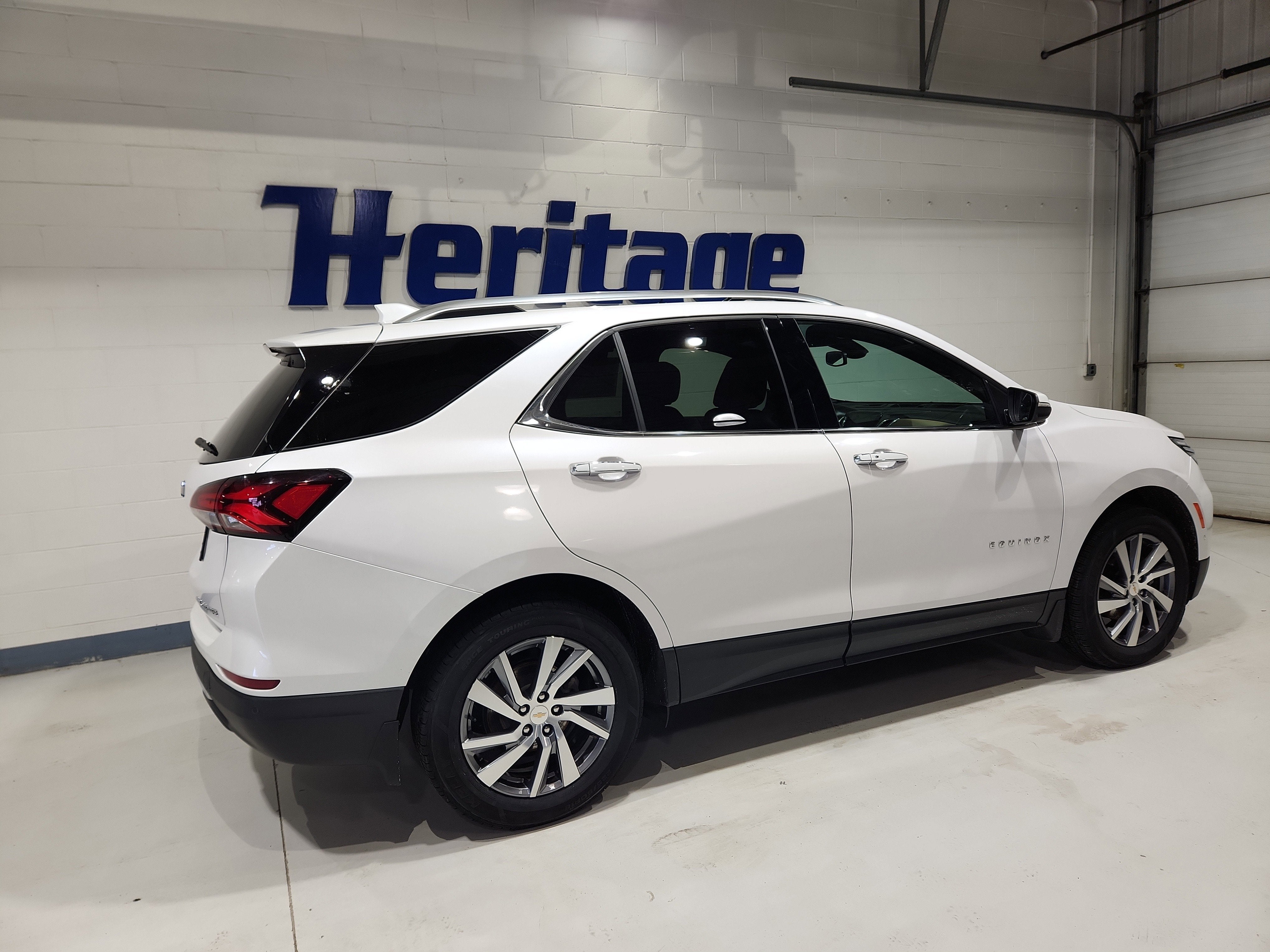 2023 Chevrolet Equinox Premier