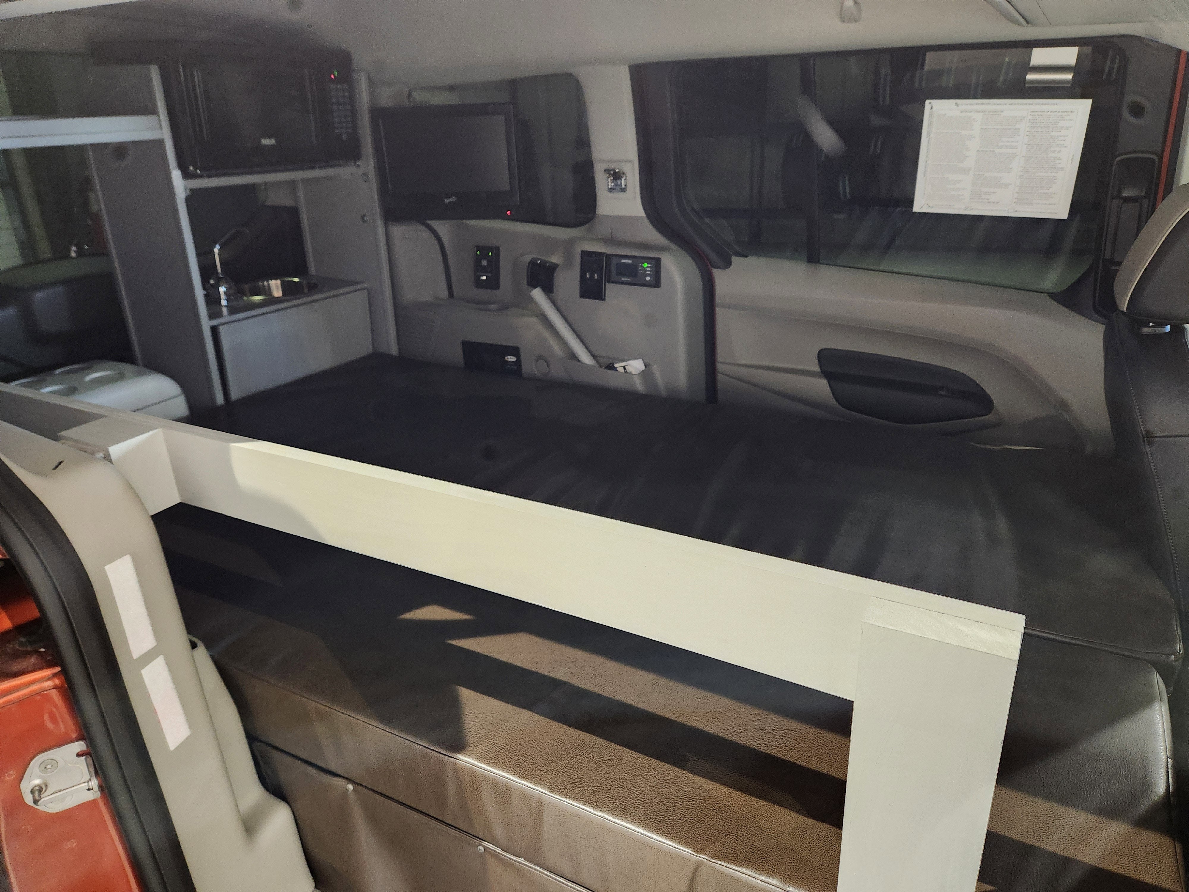 2022 Ford Transit Connect Wagon Titanium