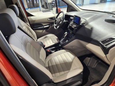 2022 Ford Transit Connect Wagon Titanium