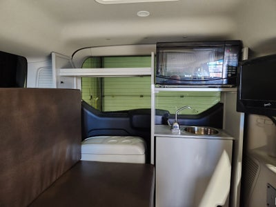 2022 Ford Transit Connect Wagon Titanium